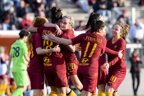 roma-vs-florentia-calcio-serie-a-femminile-7