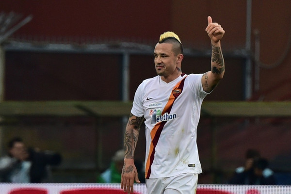 nainggolan-pollice-ok-vs-genoa