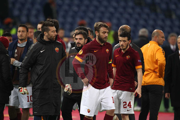 de-rossi-florenzi-de-sanctis-roma-fiore-190315-mancini
