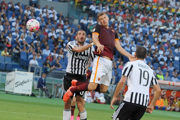 dzeko-colpo-di-testa-roma-juve