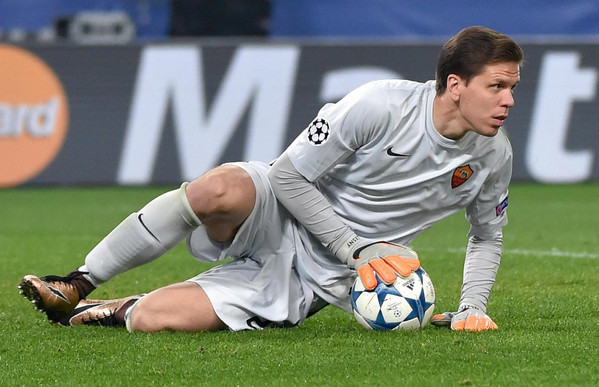 szczesny-palla-in-mano-roma-bate