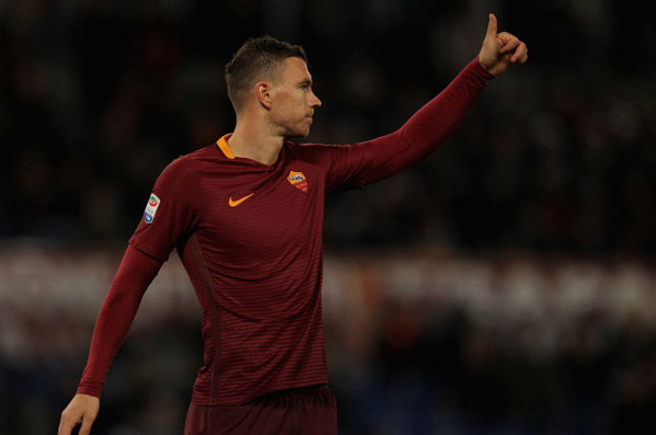as-roma-v-cagliari-calcio-serie-a-14