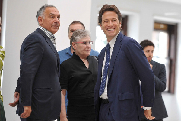 pallotta-parnasi-sorridenti