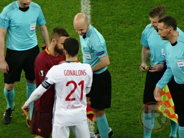 lr24-de-rossi-gonalons-lione-roma