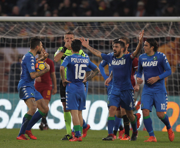 as-roma-v-us-sassuolo-serie-a-64