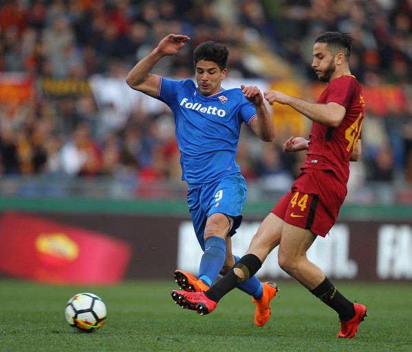 as-roma-v-acf-fiorentina-serie-a-34