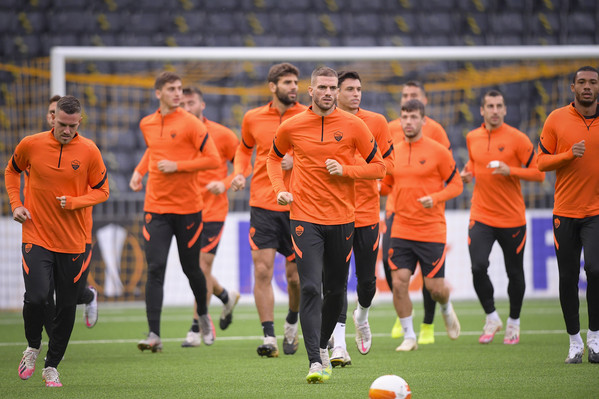 as-roma-allenamento-di-rifiniura-a-berna-alla-vigilia-del-match-di-europa-league-2