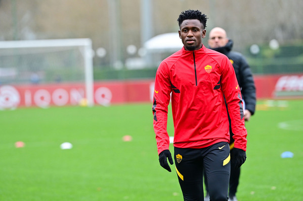 as-roma-sessione-di-allenamento-a-trigoria-366