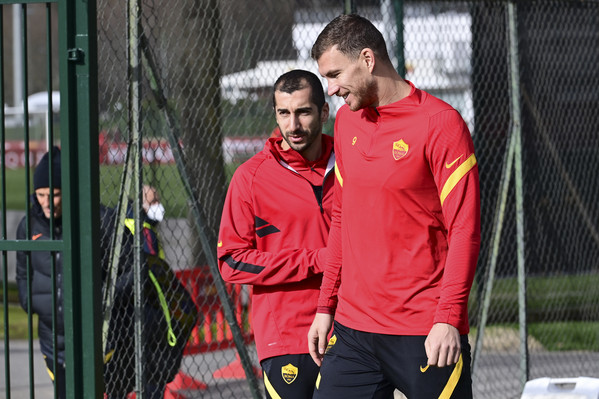 las-roma-in-allenamento-a-trigorialas-roma-in-allenamento-a-trigoria-20