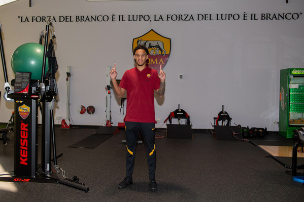 as-roma-il-primo-giorno-a-trigoria-del-nuovo-giocatore-bryan-reynolds-12