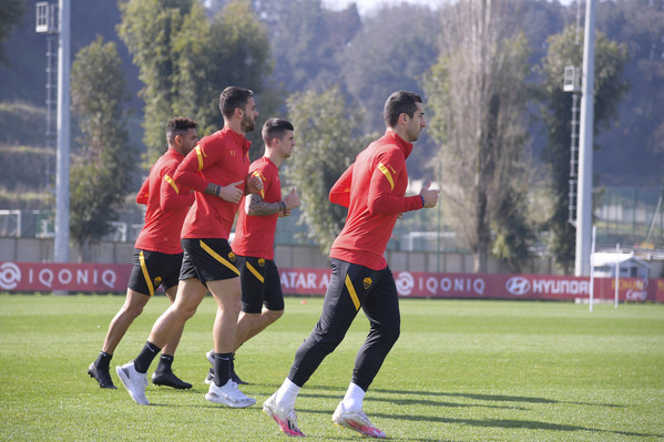 europa-league-las-roma-in-allenamento-10