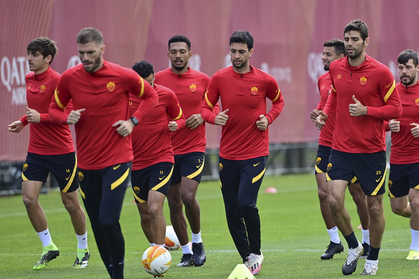as-roma-sessione-di-allenamento-a-trigoria-479