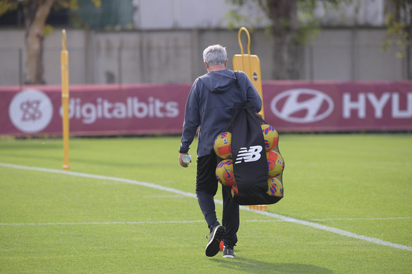 as-roma-training-session-551