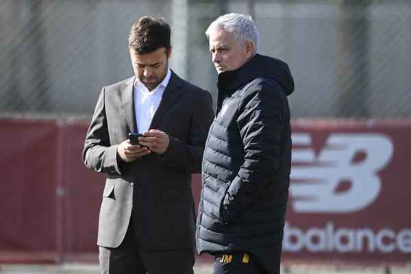 mourinho-e-pinto-trigoria