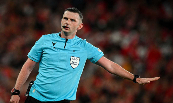 michael-oliver-arbitro