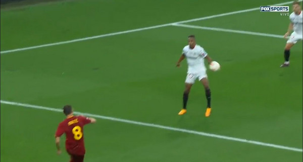 siviglia-roma-rigore-fernando