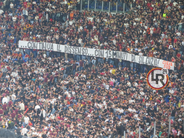 striscione-curva-sud-2