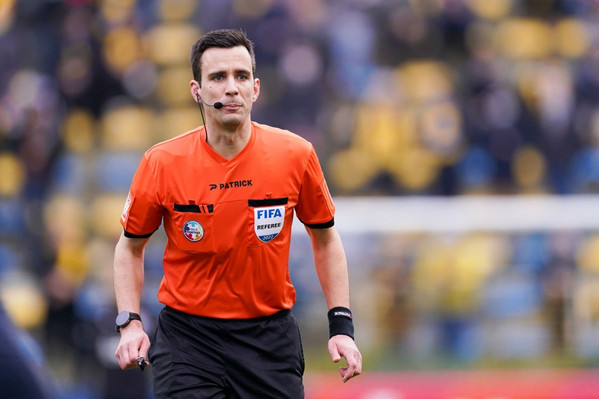 erik-lambrechts-arbitro