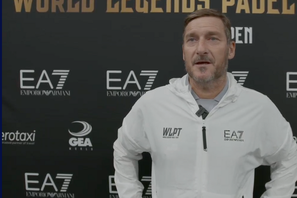 totti-ea7-padel