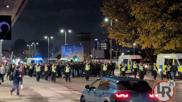 rangers-roma-corteo-tifosi-2